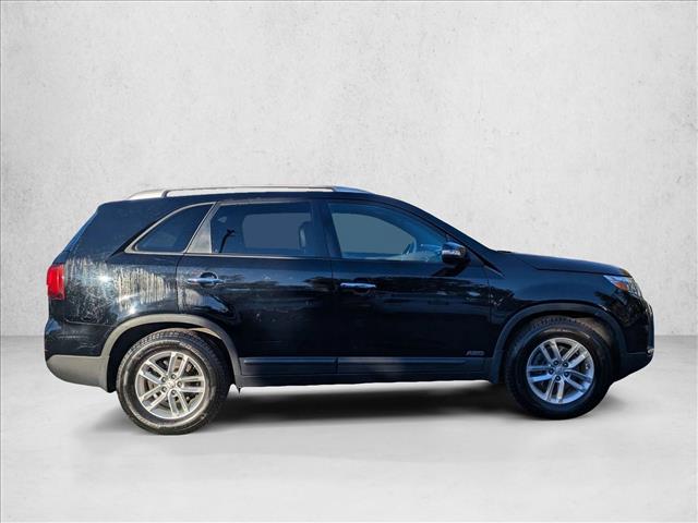 2014 Kia Sorento LX photo 2