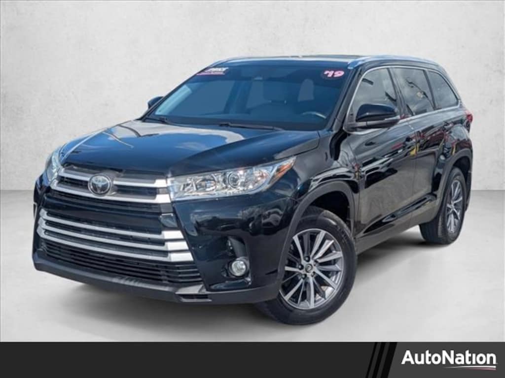 Used 2019 Toyota Highlander XLE SUV