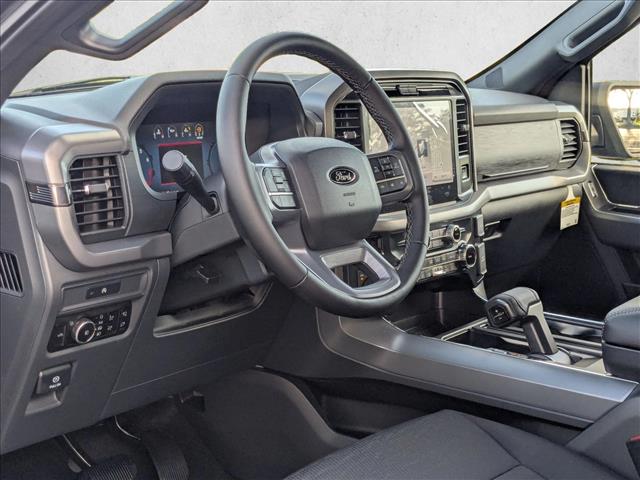 2025 Ford F-150 XLT photo 3