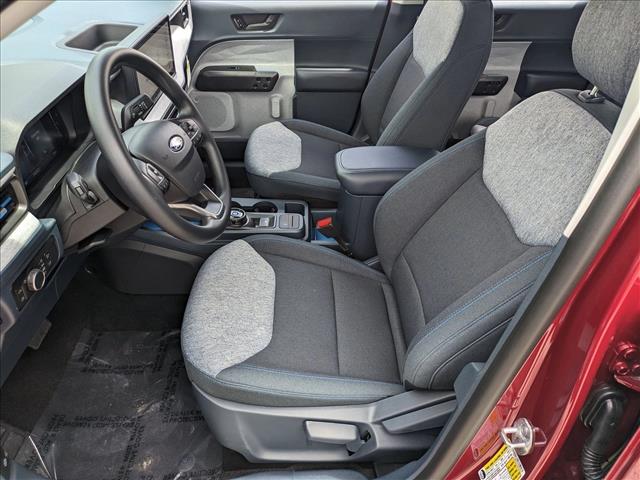 2025 Ford Maverick XLT photo 3