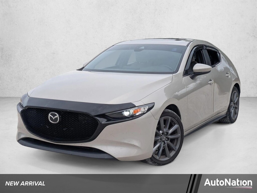 Used 2022 Mazda Mazda3 Preferred Hatchback