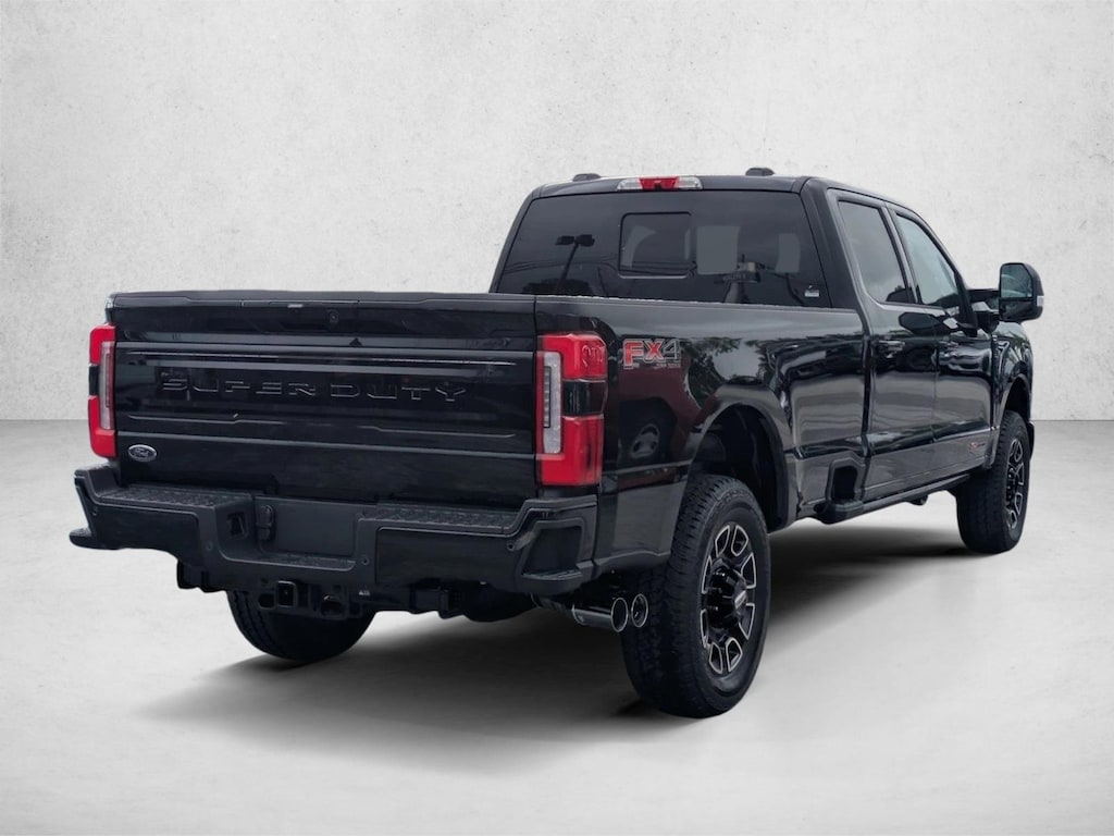 New 2026 Ford F-350 Platinum Truck Crew Cab