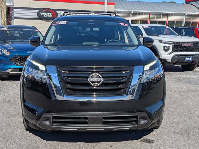 2022 Nissan Pathfinder SV photo 2