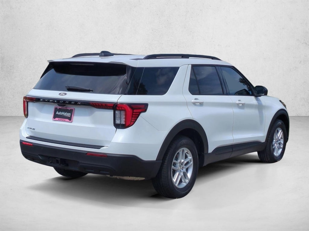 New 2027 Ford Explorer Active w/200A Pkg SUV