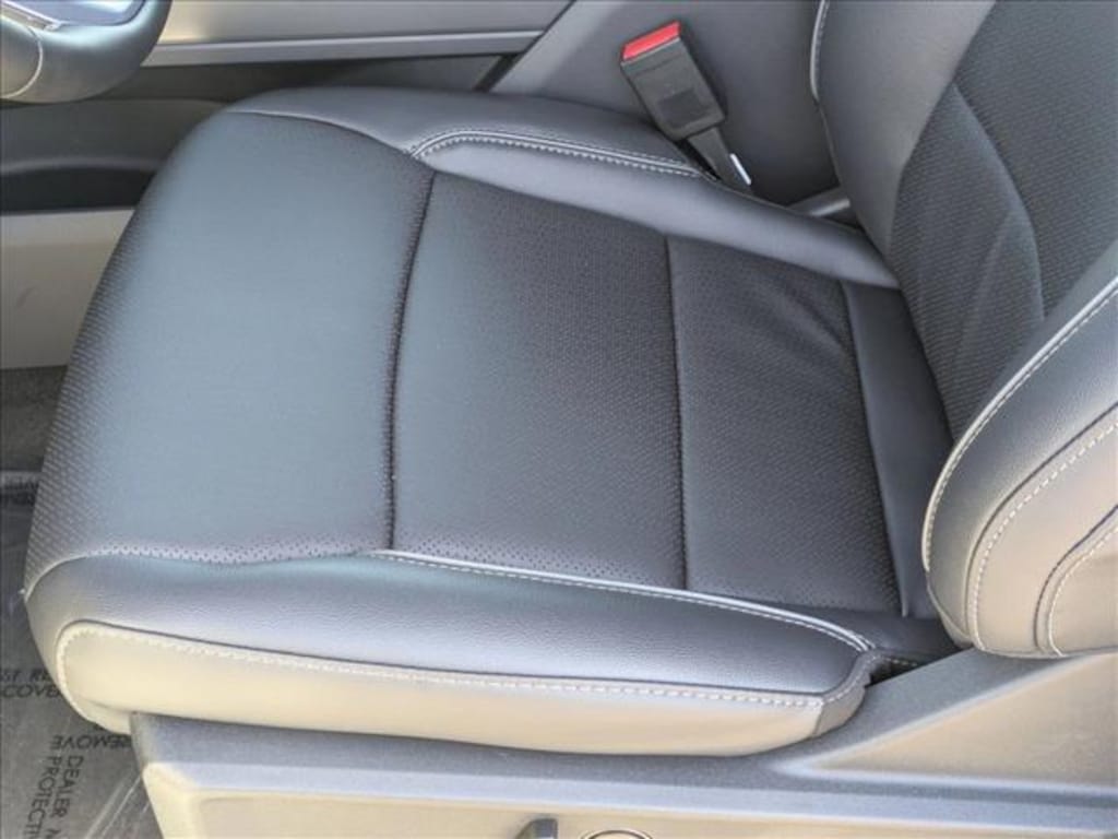 New 2026 Ford F-150 LARIAT Truck SuperCrew Cab