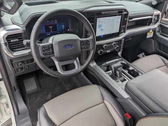 2025 Ford F-150 Lariat photo 3
