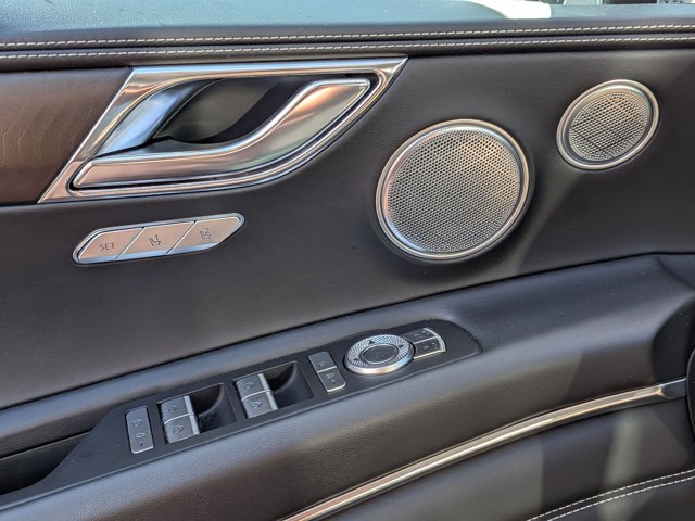 2024 Genesis GV80 Prestige photo 4