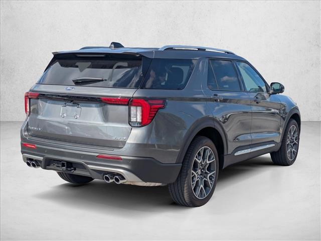 2025 Ford Explorer Platinum photo 2