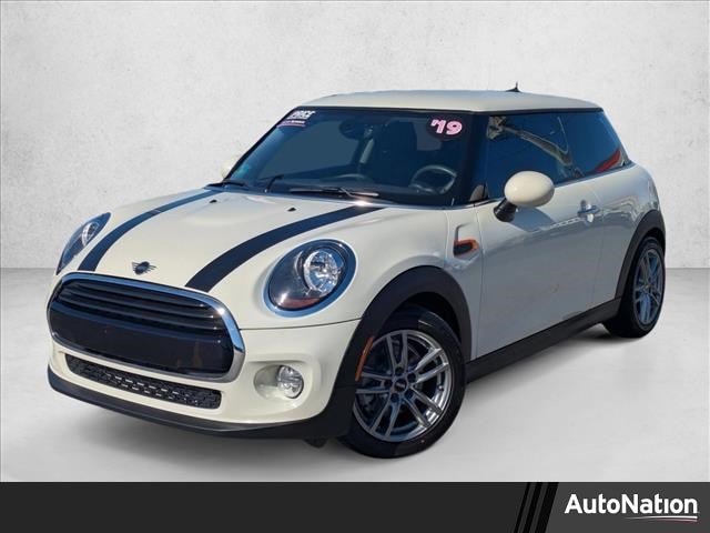 2019 MINI Hardtop 2 Door Base's photo
