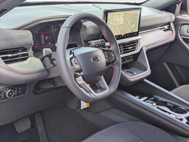 2025 Ford Explorer ST photo 3