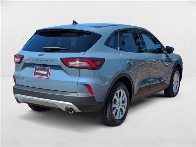 2025 Ford Escape Active photo 2