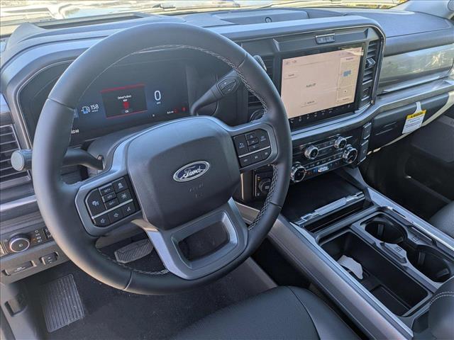 2025 Ford F-250 Lariat photo 3