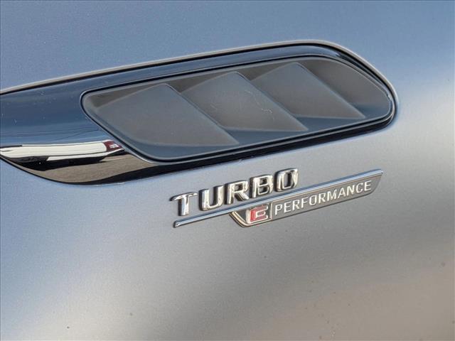 2025 Mercedes Benz C AMG 63 E PERFORMANCE Sedan photo 4