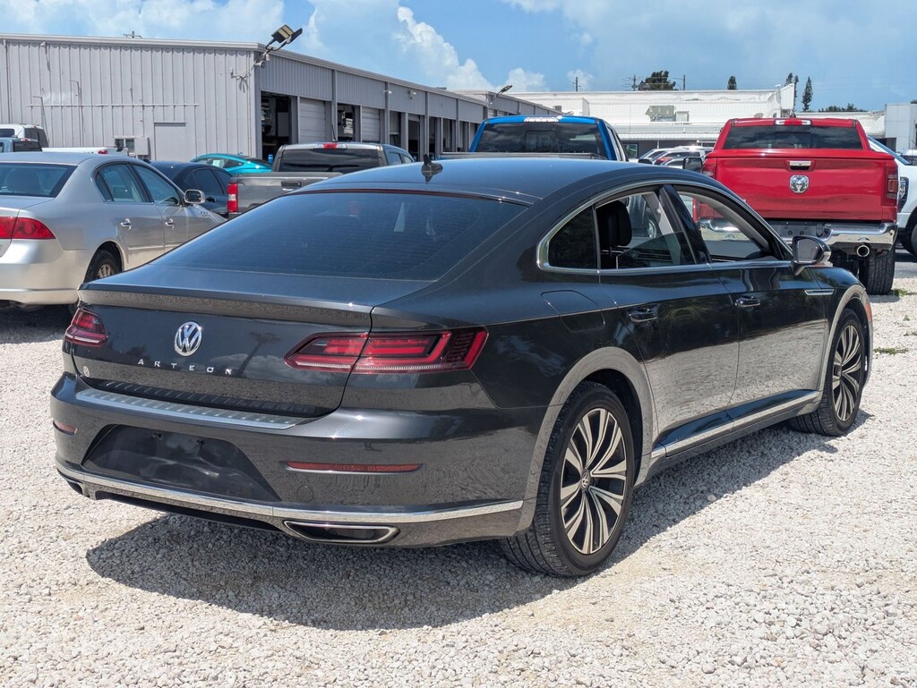 Used 2019 Volkswagen Arteon SE Sedan