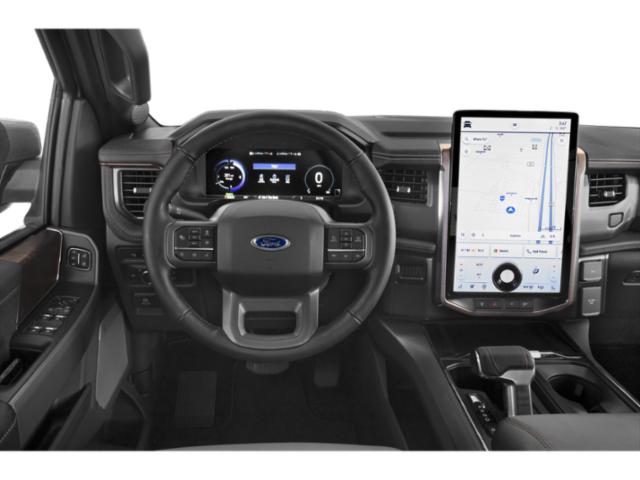 2025 Ford F-150 Lightning Lariat photo 4
