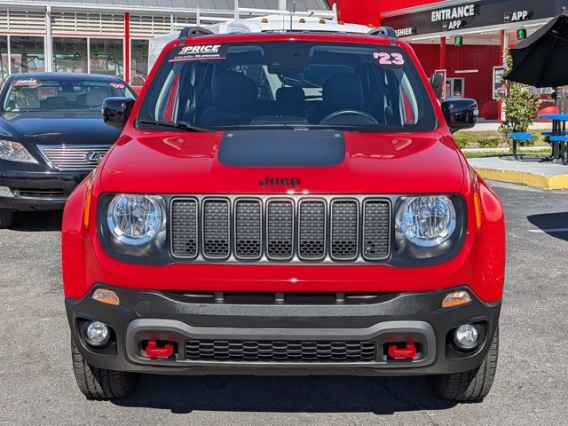 2023 Jeep Renegade Trailhawk photo 2