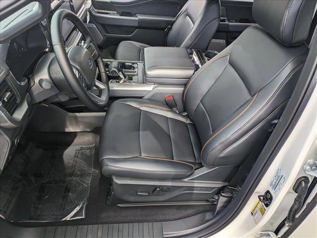 2025 Ford F-150 Lariat photo 4