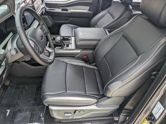 2025 Ford F-150 Lariat photo 4
