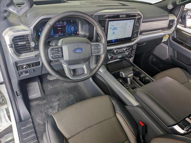 2025 Ford F-150 Lariat photo 3