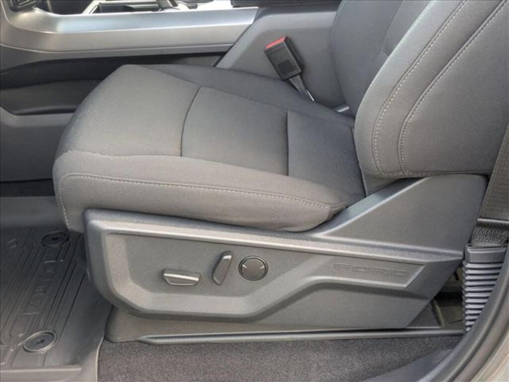 New 2025 Ford F-150 XLT Truck SuperCrew Cab