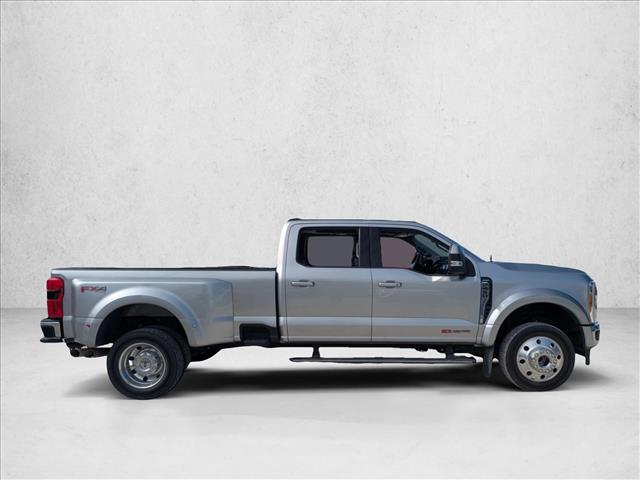 2023 Ford F-450 Lariat photo 4