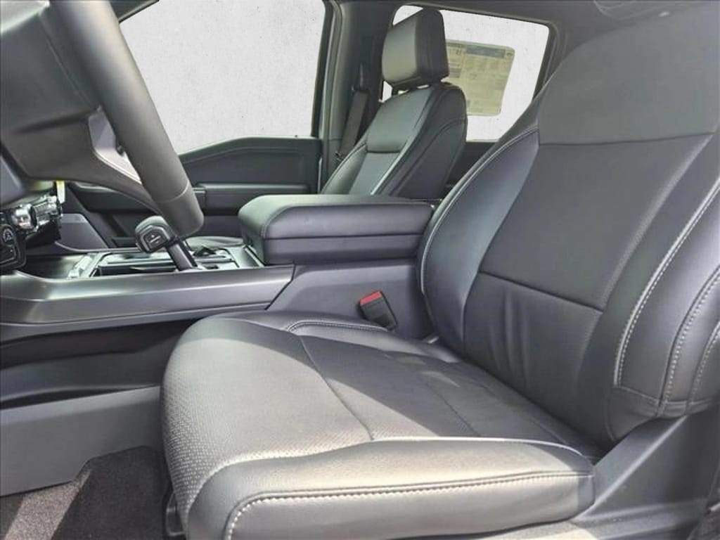 New 2026 Ford F-150 LARIAT Truck SuperCrew Cab