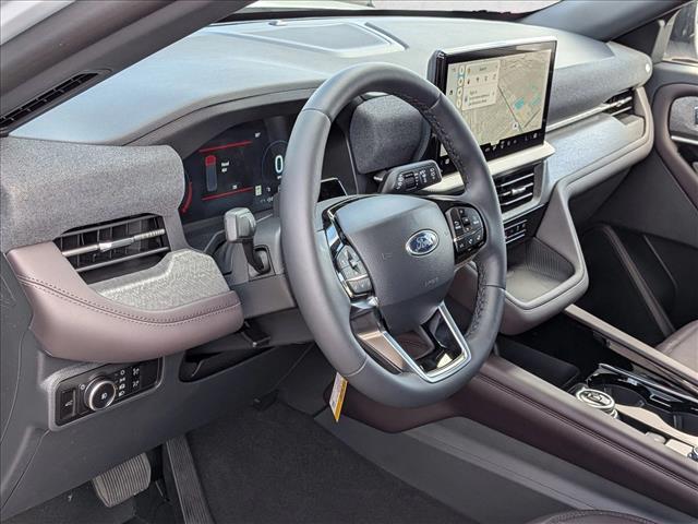 2026 Ford Explorer Platinum photo 2