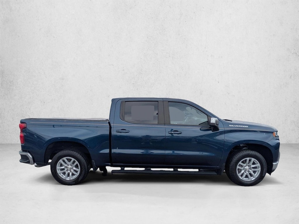 Used 2020 Chevrolet Silverado 1500 LT Truck Crew Cab