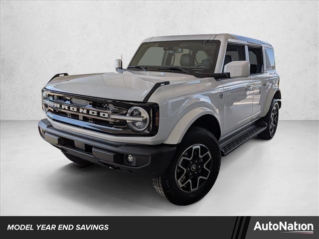 2025 Ford Bronco 4-Door Outer Banks's photo