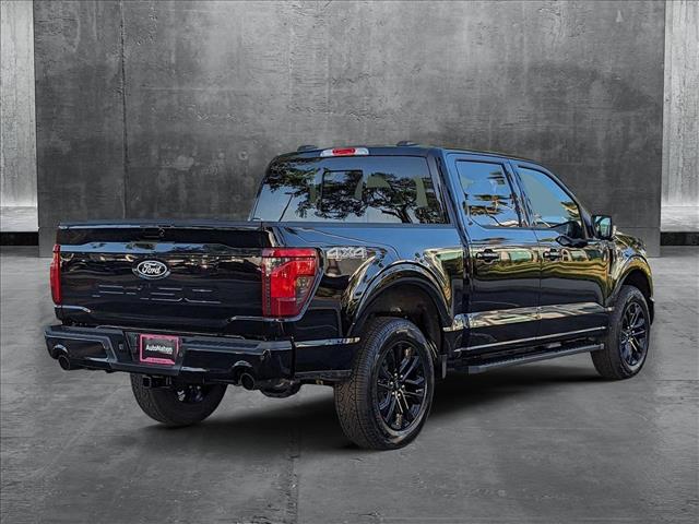 2025 Ford F-150 XLT photo 2