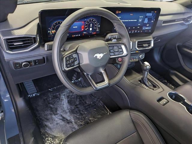2025 Ford Mustang GT Premium photo 3