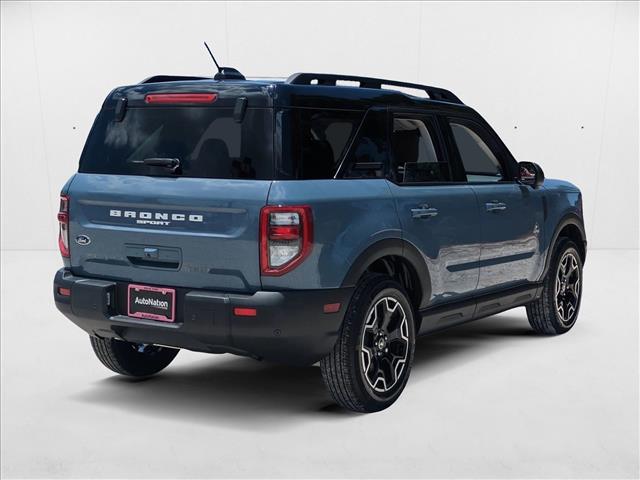 2025 Ford Bronco Sport Outer Banks photo 2