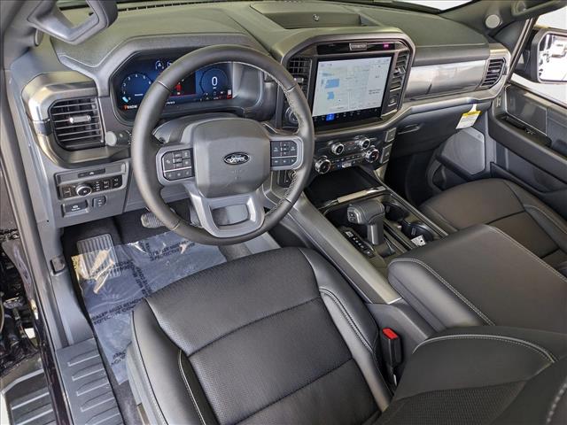 2025 Ford F-150 Lariat photo 3