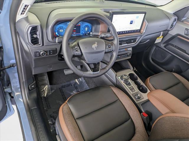 2025 Ford Bronco Sport Outer Banks photo 3
