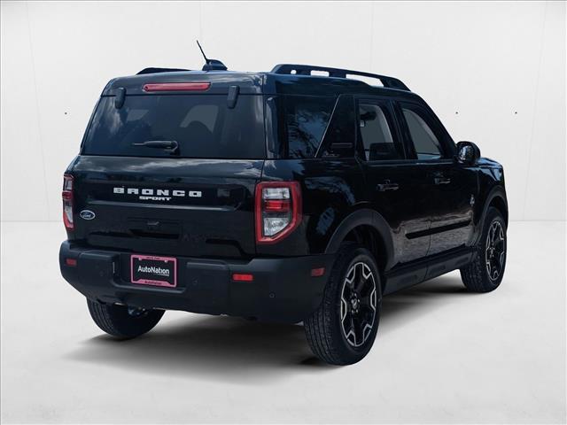 2025 Ford Bronco Sport Outer Banks photo 2