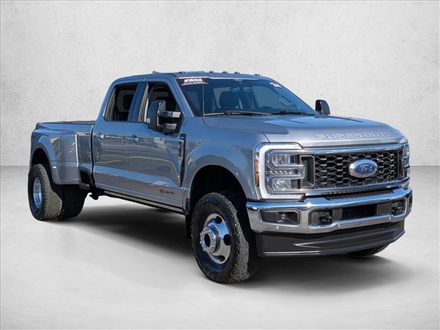 2024 Ford F-350 Lariat photo 3