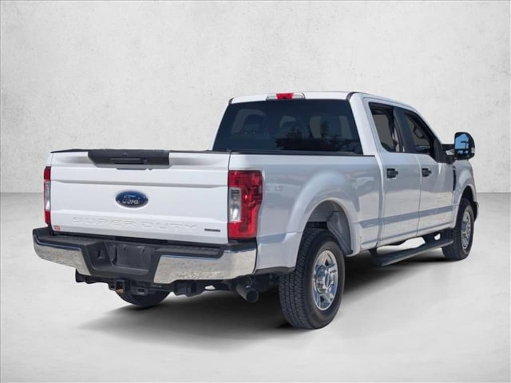 Certified 2017 Ford F-250 XL Truck Crew Cab