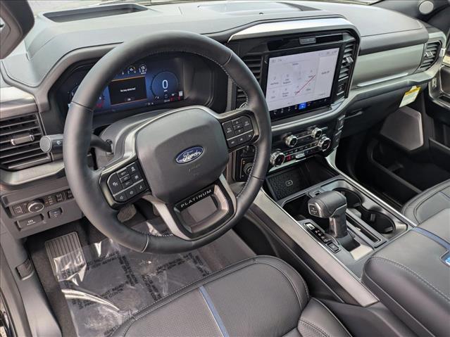 2025 Ford F-150 Platinum photo 3