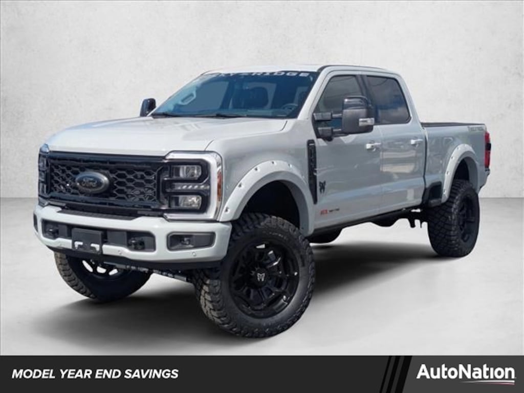New 2025 Ford F-250 LARIAT Truck Crew Cab