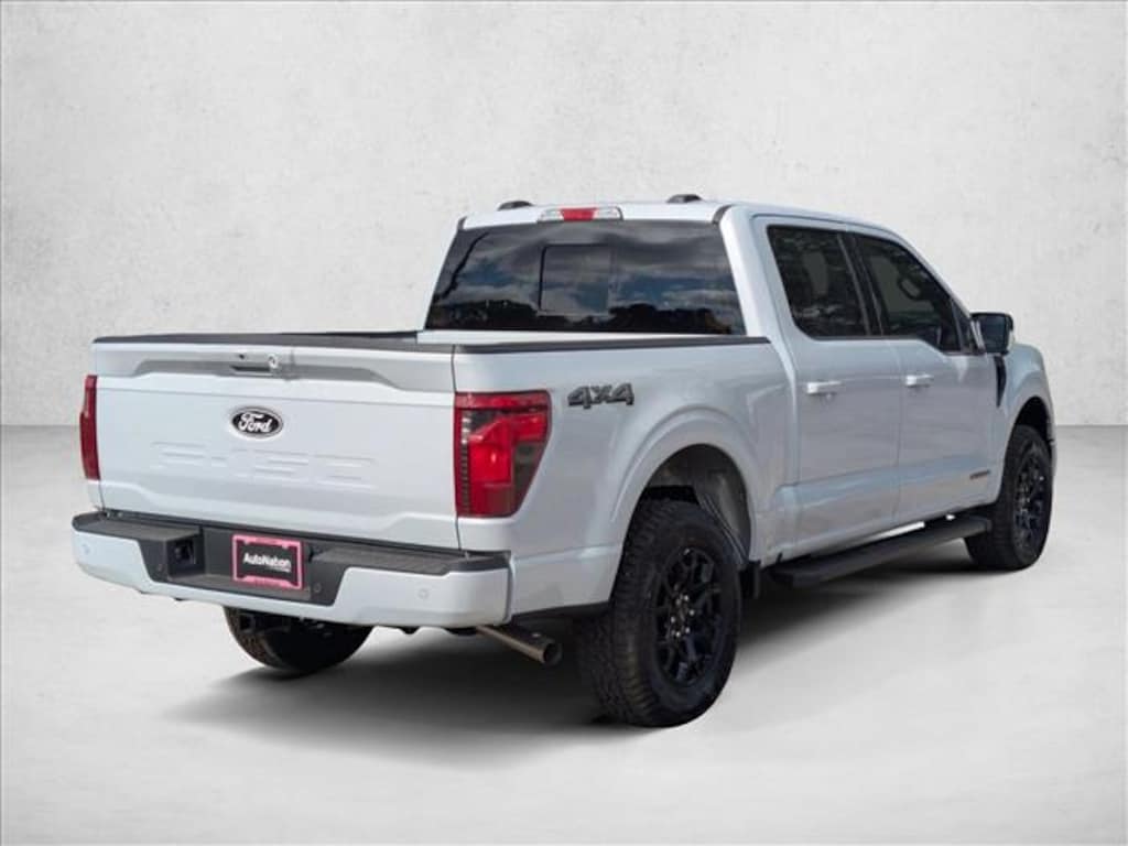 New 2025 Ford F-150 XLT Truck SuperCrew Cab