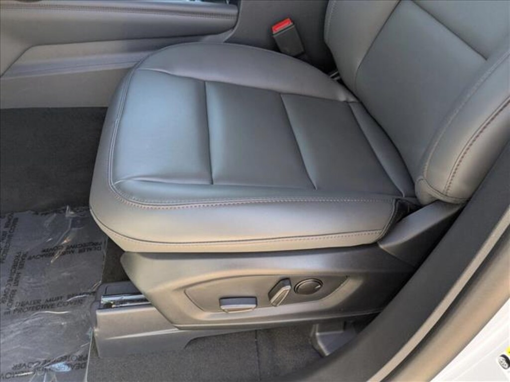 New 2025 Ford Explorer Active SUV