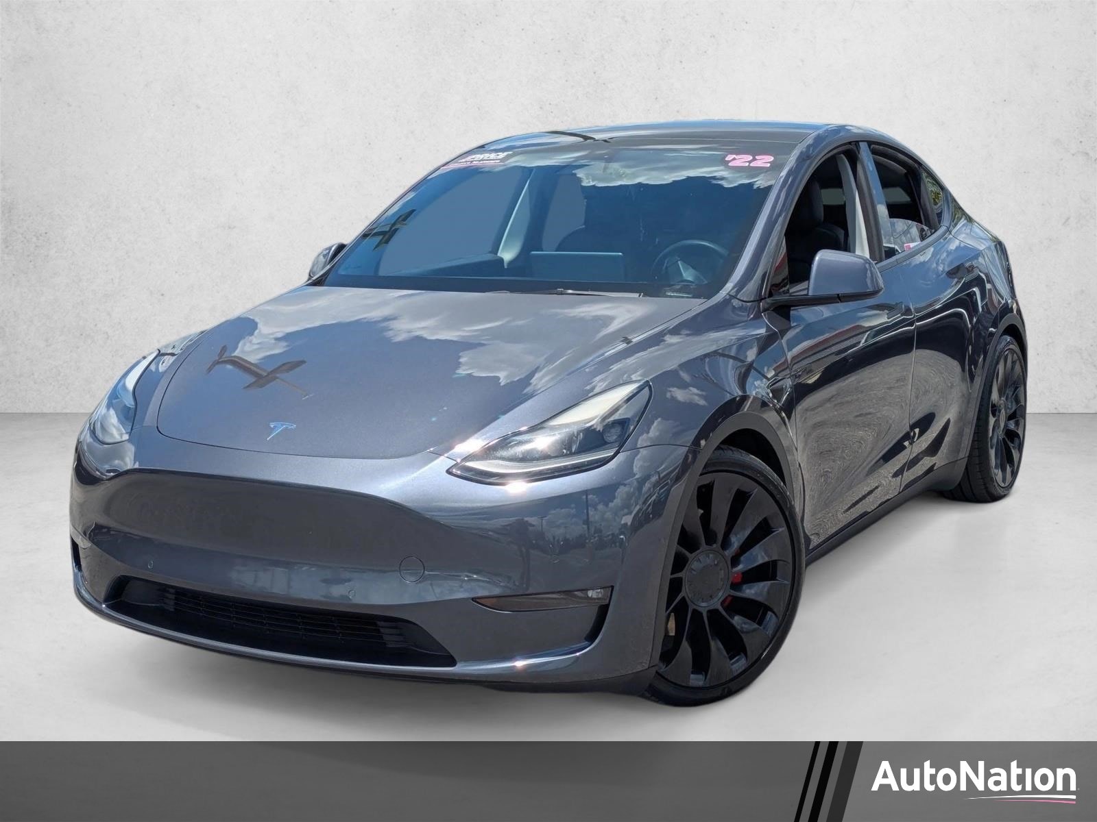 2022 Tesla Model Y Performance Dual Motor All-Wheel Drive's photo