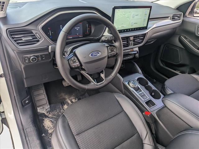 2025 Ford Escape photo 3