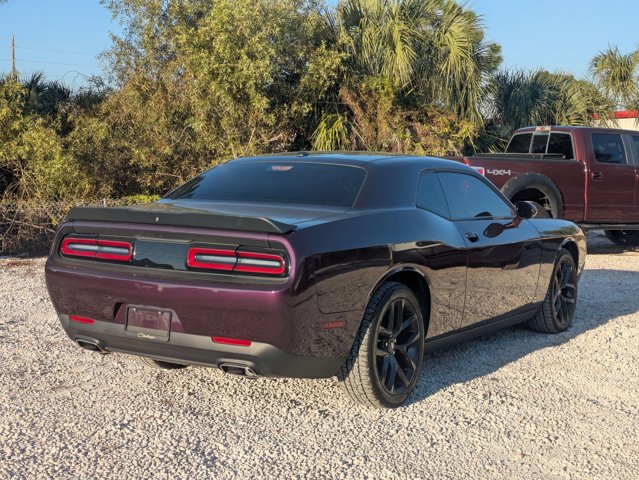 2021 Dodge Challenger SXT photo 3