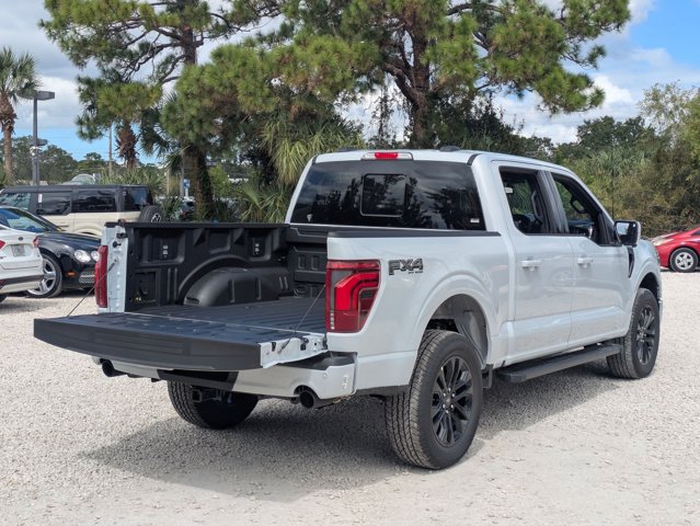 2025 Ford F-150 Lariat photo 2