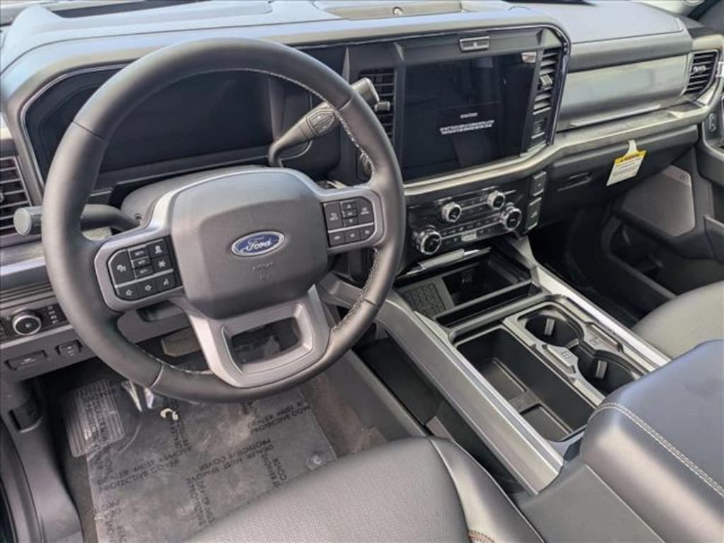 New 2025 Ford F-250 LARIAT Truck Crew Cab