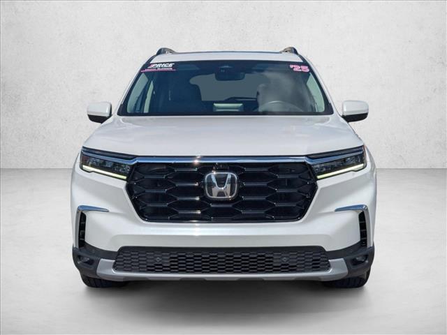 2025 Honda Pilot Elite photo 2