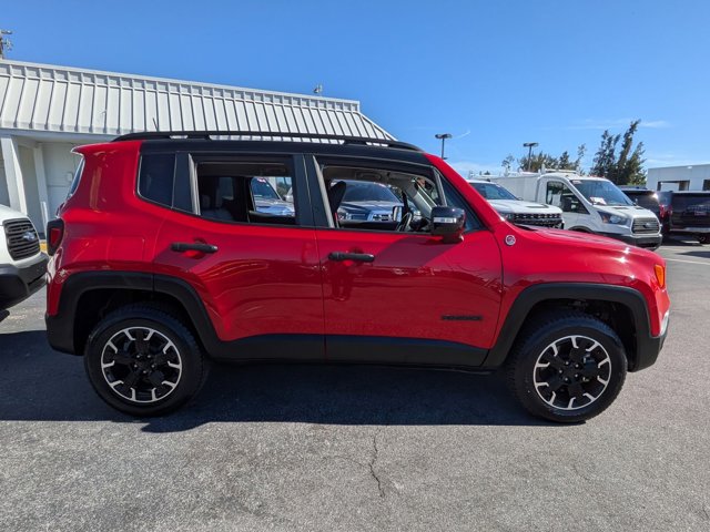 2023 Jeep Renegade Trailhawk photo 4