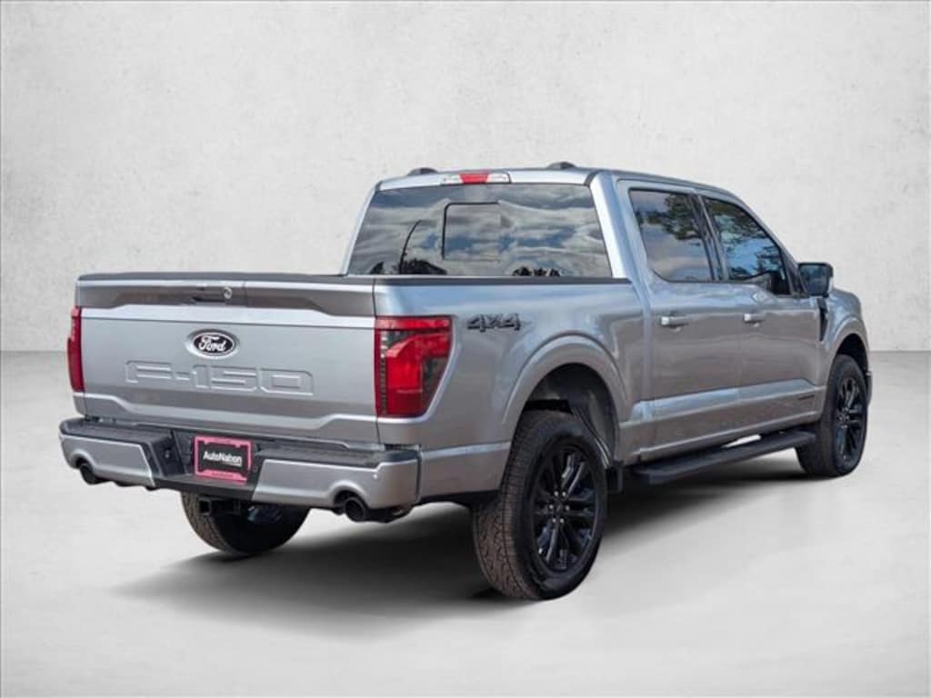 New 2025 Ford F-150 XLT Truck SuperCrew Cab