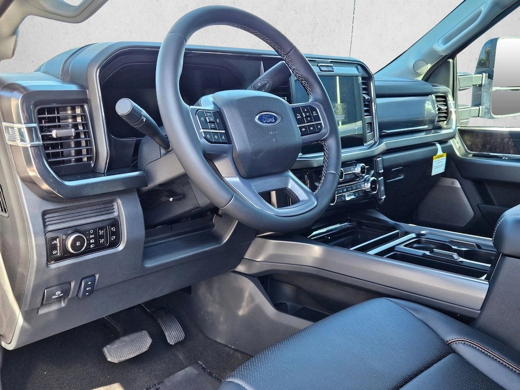 New 2026 Ford F-350 LARIAT Truck Crew Cab